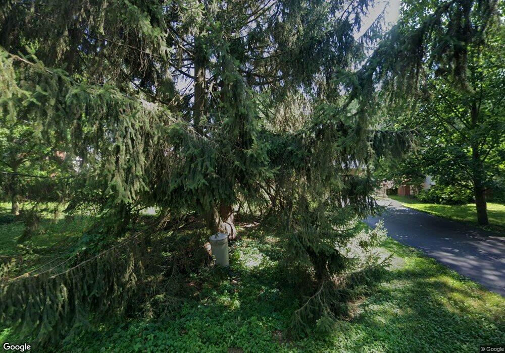 351 Canyon Dr N, Columbus, OH 43214 - photo 1