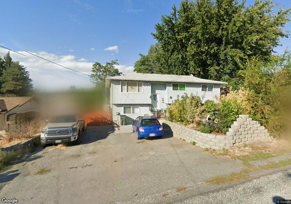 1715 5th St NE, East Wenatchee, WA 98802 - photo 1