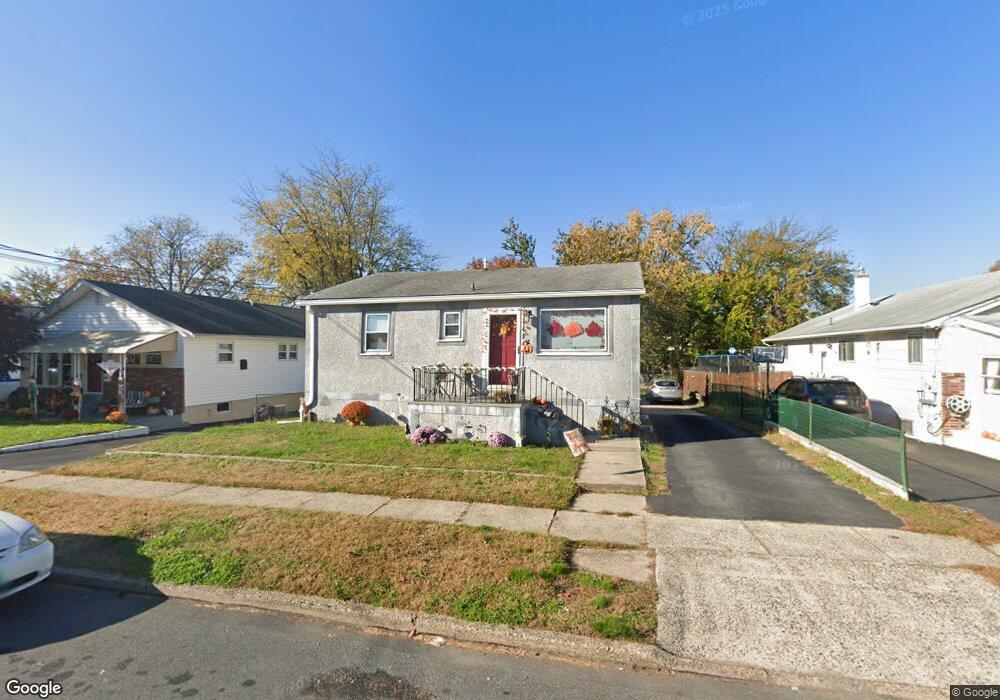 422 Manhattan St, Essington, PA 19029 - photo 1