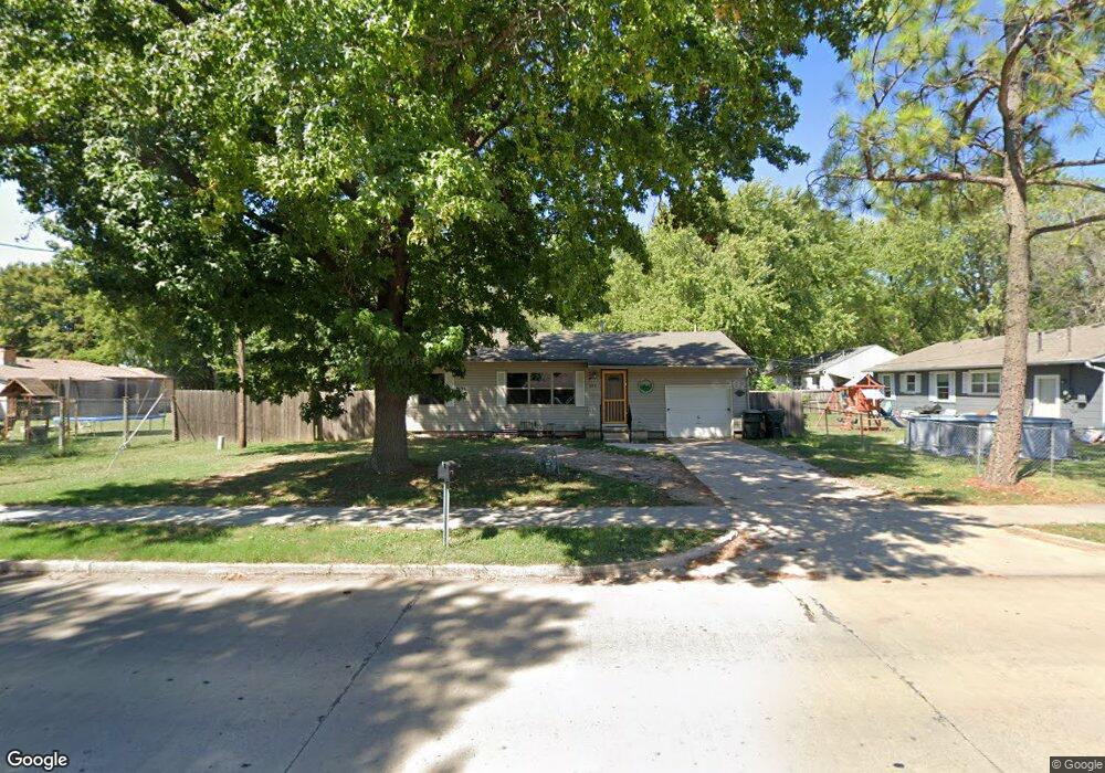 923 N Florence Ave, Claremore, OK 74017 - photo 1