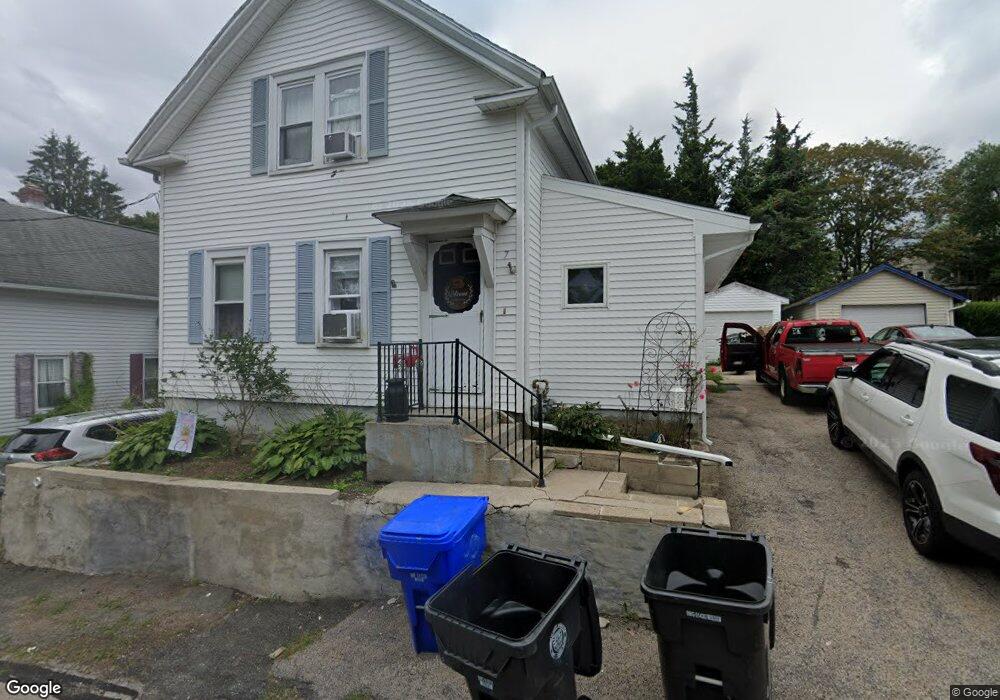 7 Walnut St, West Warwick, RI 02893 - photo 1