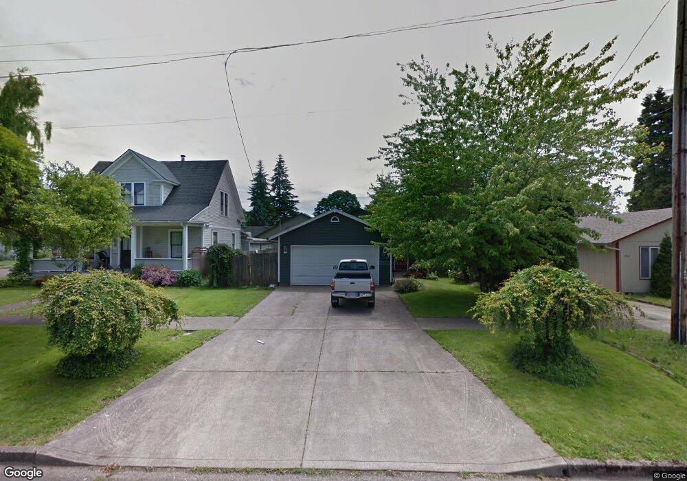 1210 E 6th St, Newberg, OR 97132 - photo 1