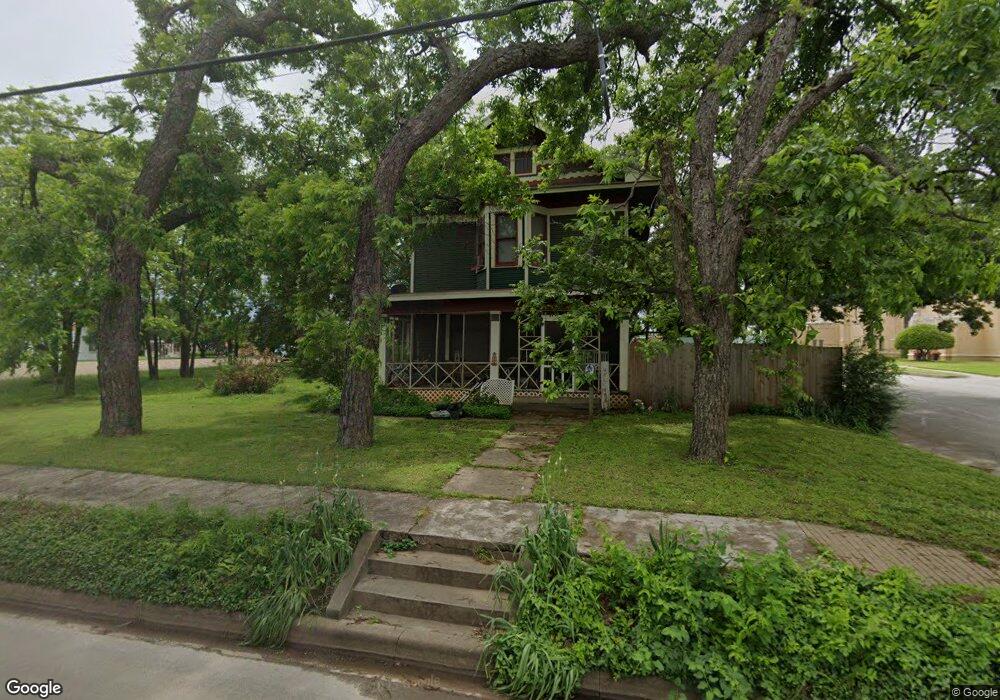 307 N Anglin St, Cleburne, TX 76031 - photo 1