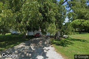 613 E Main St, Hardin, MO 64035