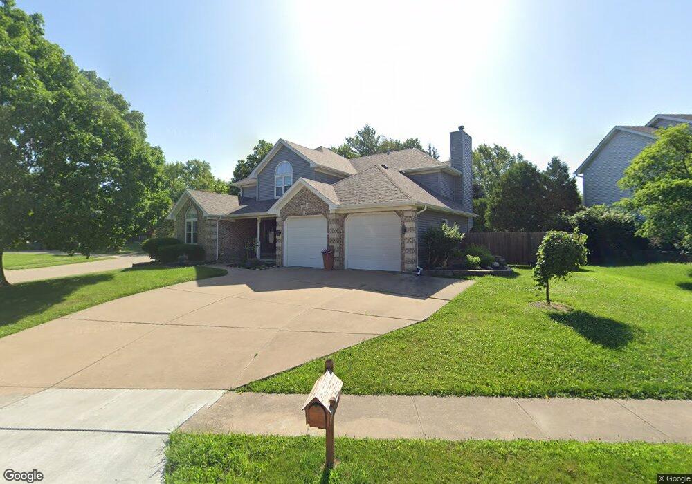 4237 Regency Ct, Davenport, IA 52806 - photo 1