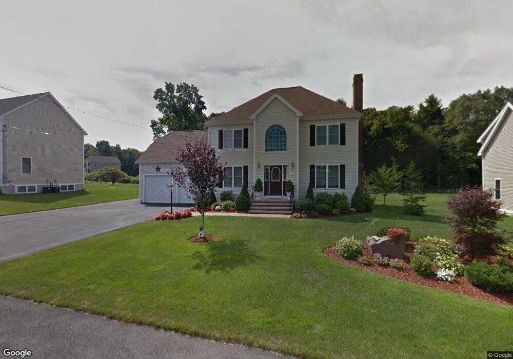 35 Laura Dr, Attleboro, MA 02703 - photo 1