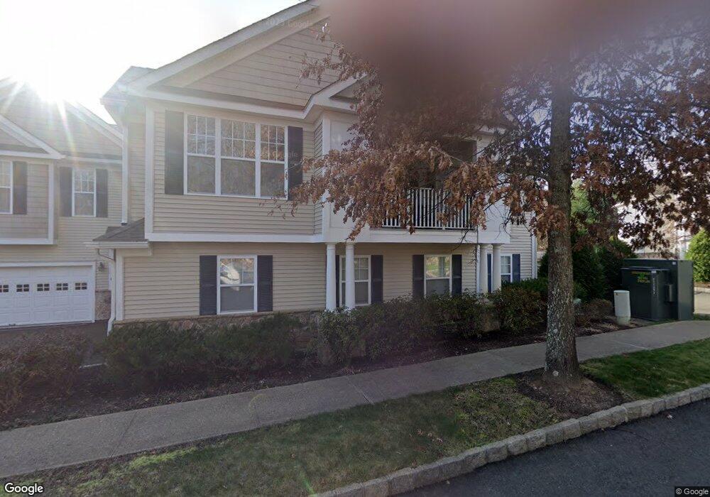 68 Suzie Dr, Newtown, CT 06470 - photo 1