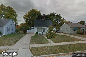 1813 S Sanders St, Appleton, WI 54915