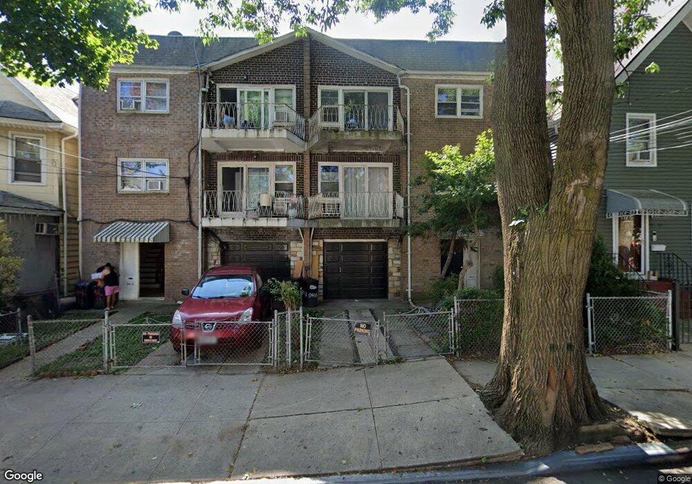 9410 41st Rd, Elmhurst, NY 11373 - photo 1