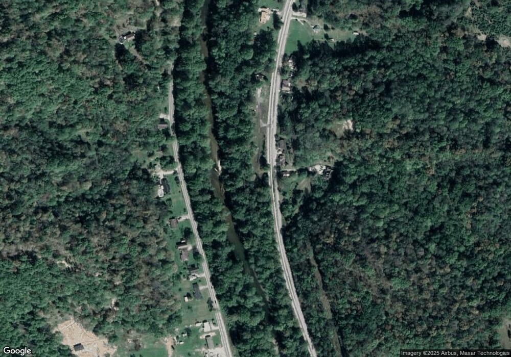 155 Railroad Ave unit 10, Branchland, WV 25506 - photo 1