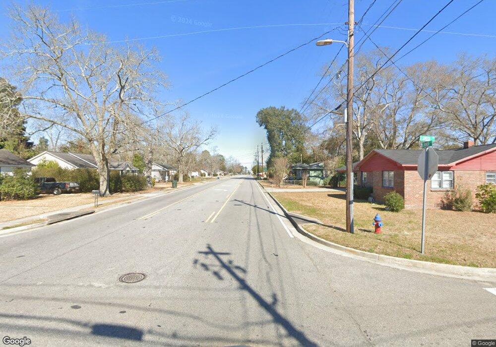 129 S Smith St, Claxton, GA 30417 - photo 1