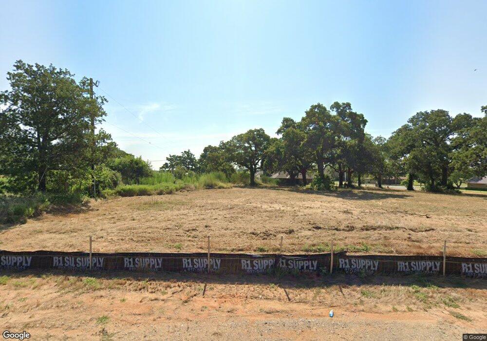 109 Montgomery Rd, Springtown, TX 76082 - photo 1