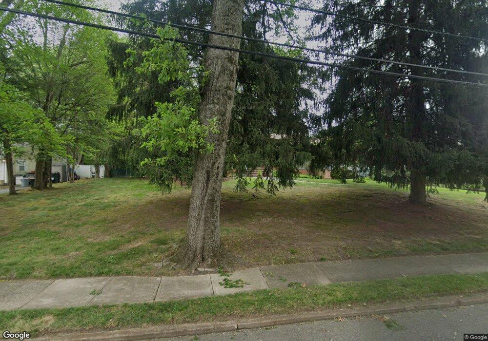 8 Arrowhead Rd, Old Tappan, NJ 07675 - photo 1