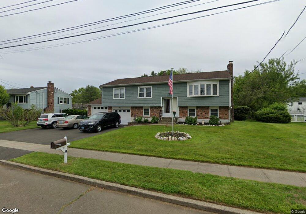 9 Cowpen Rd, West Haven, CT 06516 - photo 1