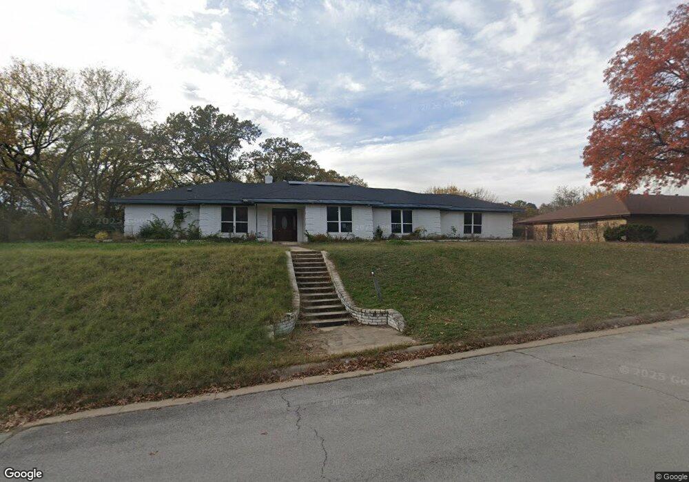 1402 Cliffwood Rd, Euless, TX 76040 - photo 1