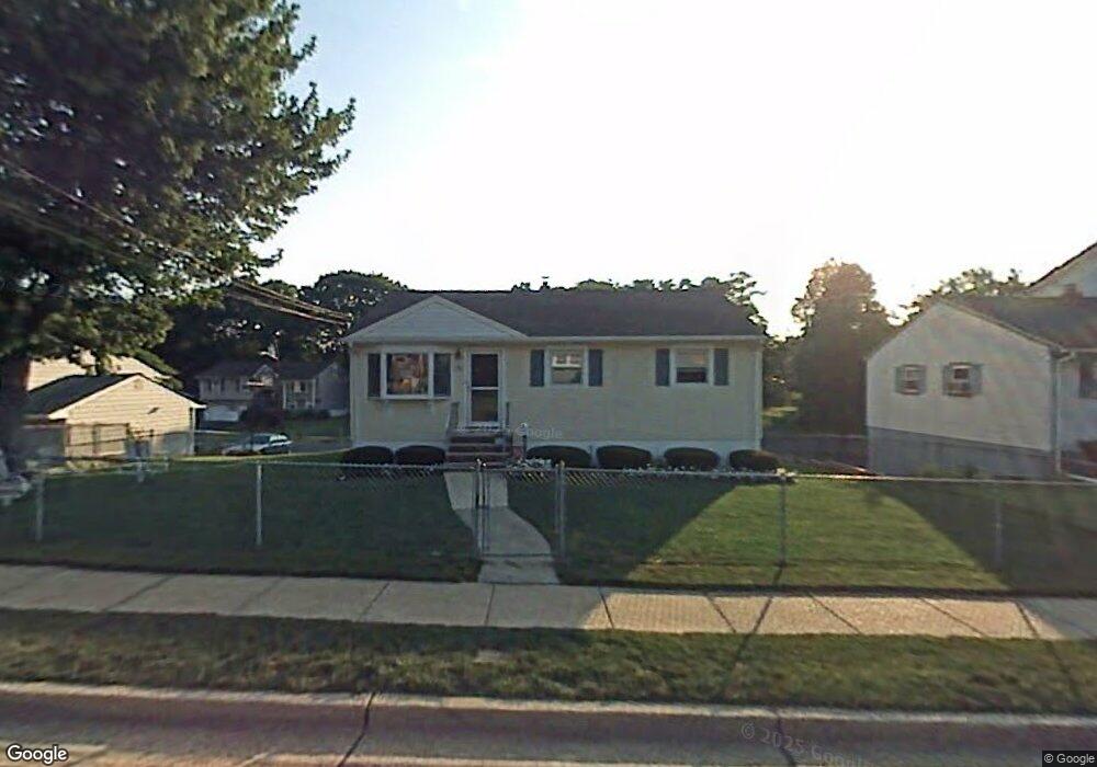 24 Reilly Ct, Metuchen, NJ 08840 - photo 1