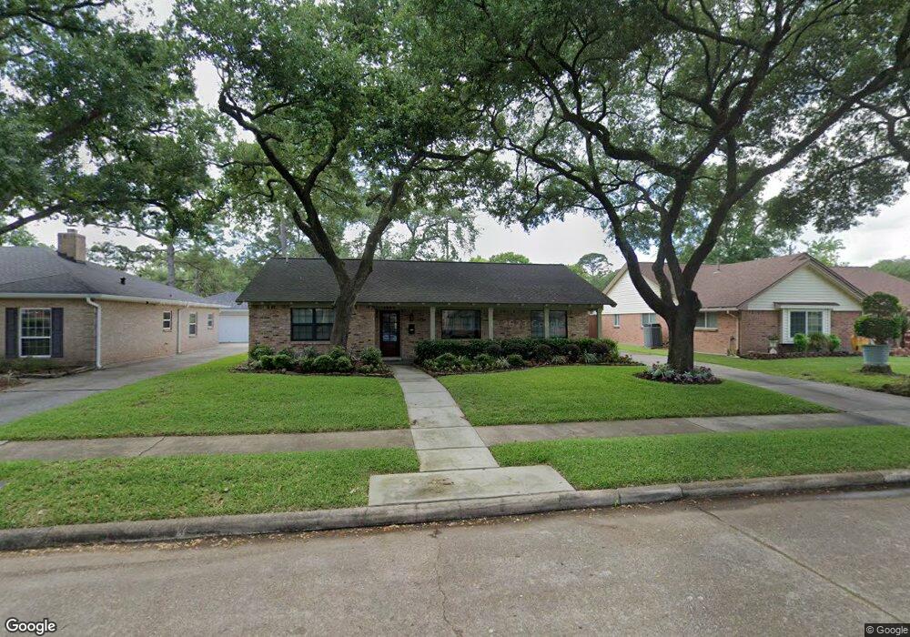 1043 Thornton Rd, Houston, TX 77018 - photo 1