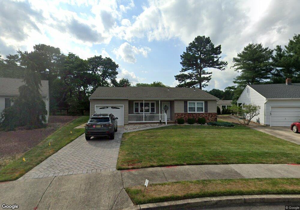123 Edgewater Ct, Toms River, NJ 08757 - photo 1