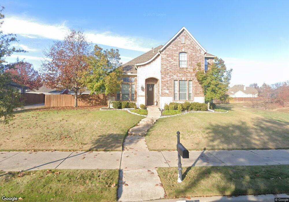 8101 Creek View Dr, North Richland Hills, TX 76180 - photo 1