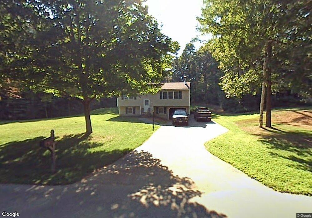 15 Bisbee Cir, Derry, NH 03038 - photo 1