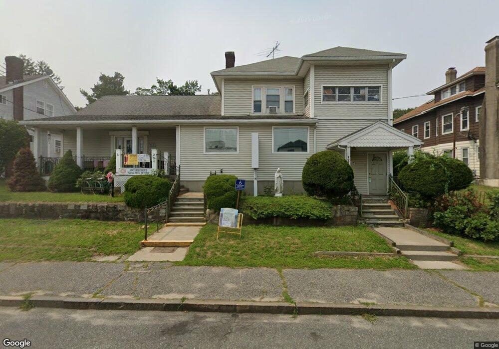 254 Lake Ave, Worcester, MA 01604 - photo 1