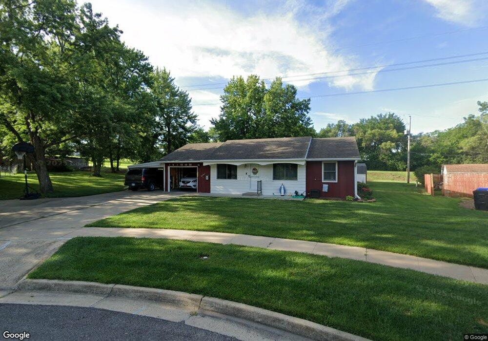 101 SE 40th St, Topeka, KS 66609 - photo 1
