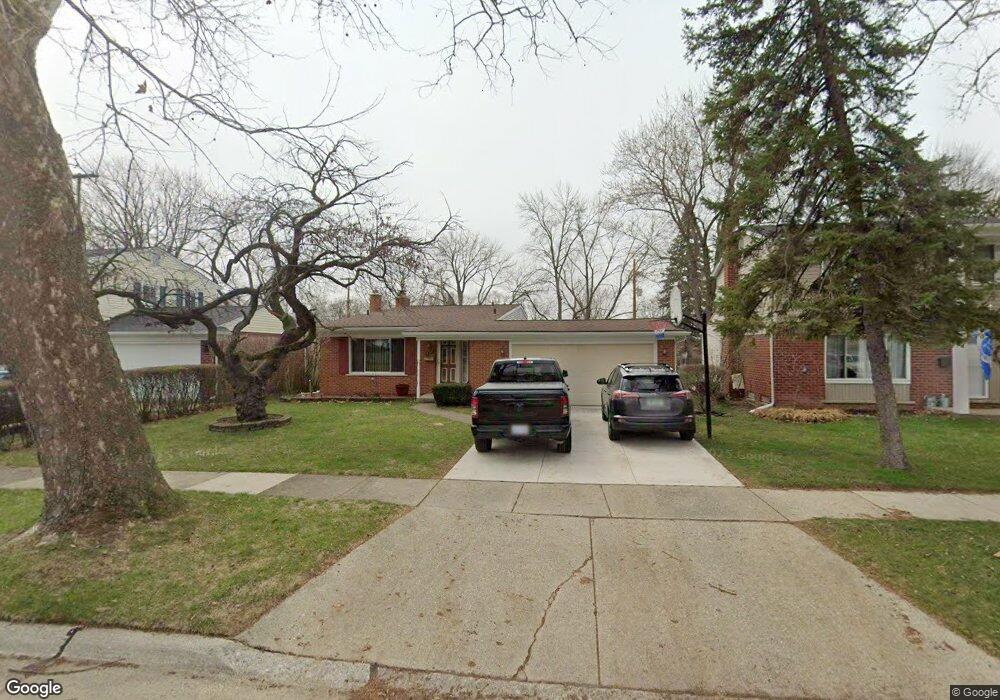 841 N Webik Ave, Clawson, MI 48017 - photo 1