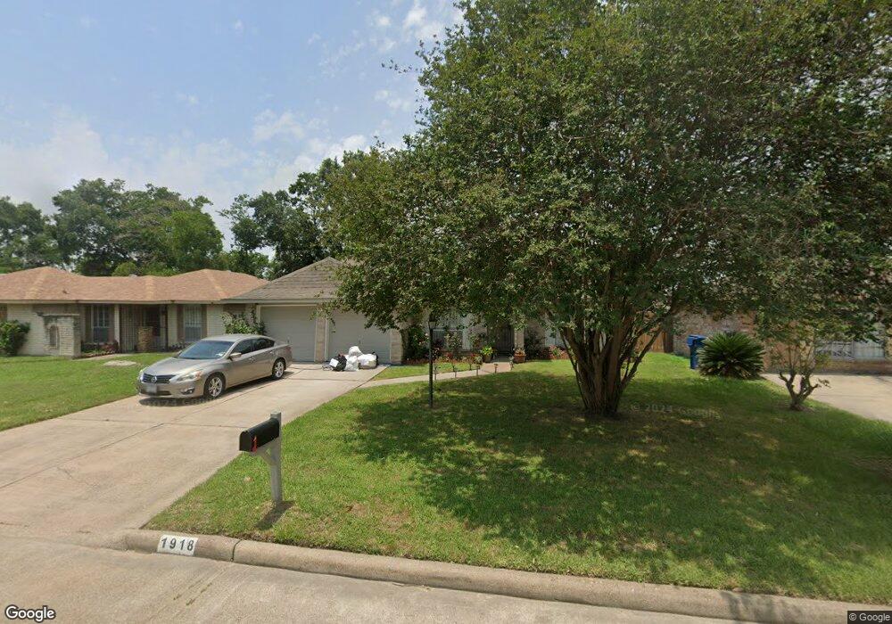 1918 Rainy River Dr, Houston, TX 77088 - photo 1