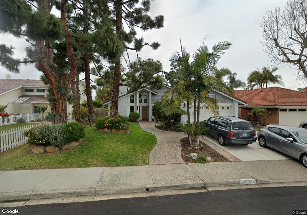 7925 Arbusto Ct, Carlsbad, CA 92009 - photo 1