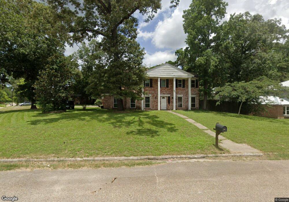 10261 Woodhollow Dr, Conroe, TX 77385 - photo 1