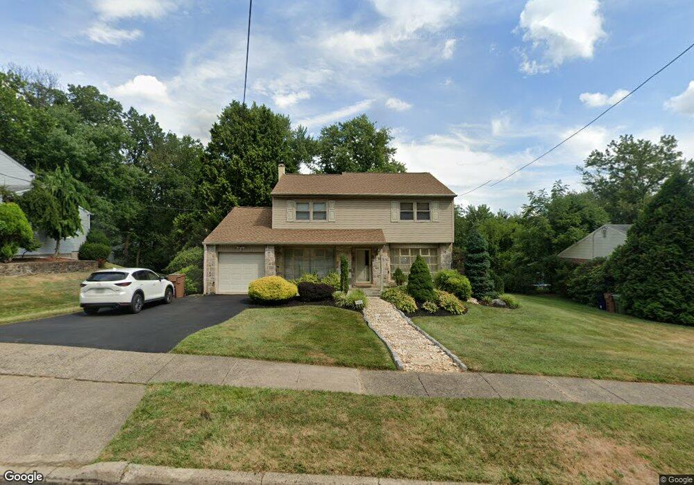1211 Glenburnie Ln, Dresher, PA 19025 - photo 1