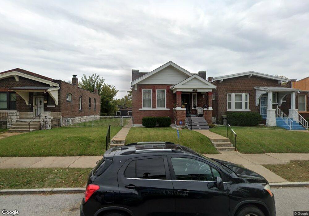 4872 Sacramento Ave, Saint Louis, MO 63115 - photo 1