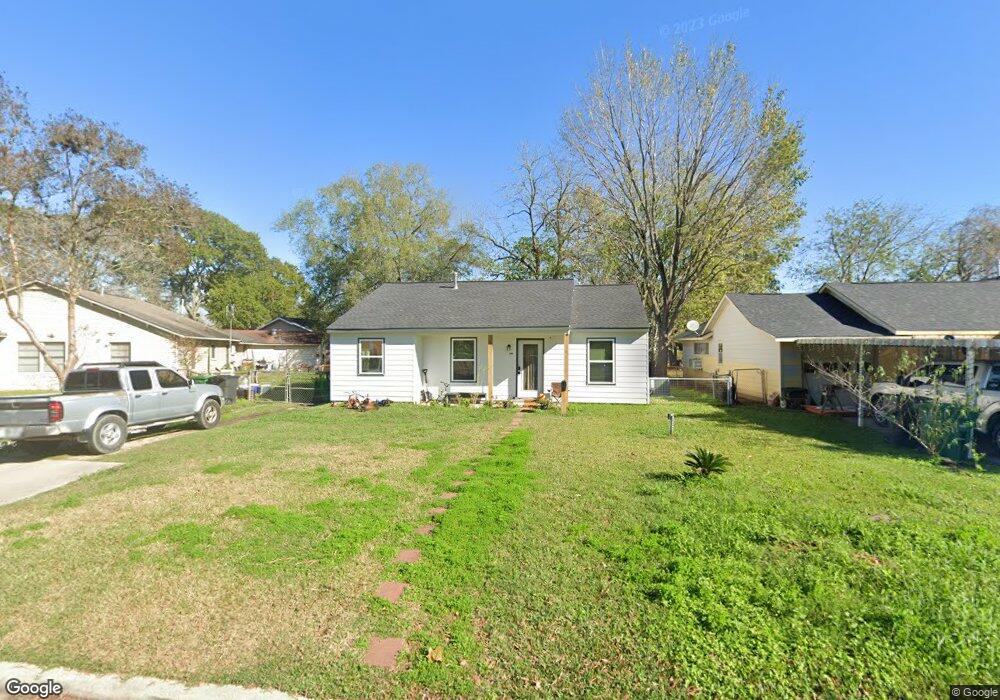 5901 Monsanta St, Houston, TX 77087 - photo 1