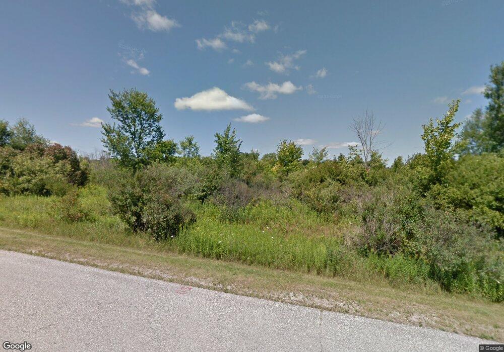 624 W Jeffery St, Reed City, MI 49677 - photo 1