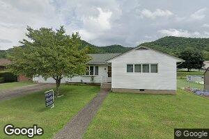 212 3rd Ave, Glasgow, WV 25086