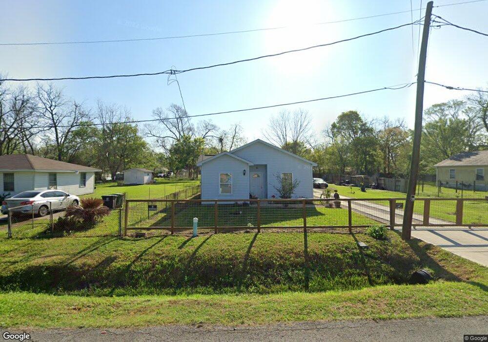 7414 Sandra St, Houston, TX 77028 - photo 1