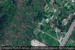 68 Branded Dr, Whitesburg, KY 41858
