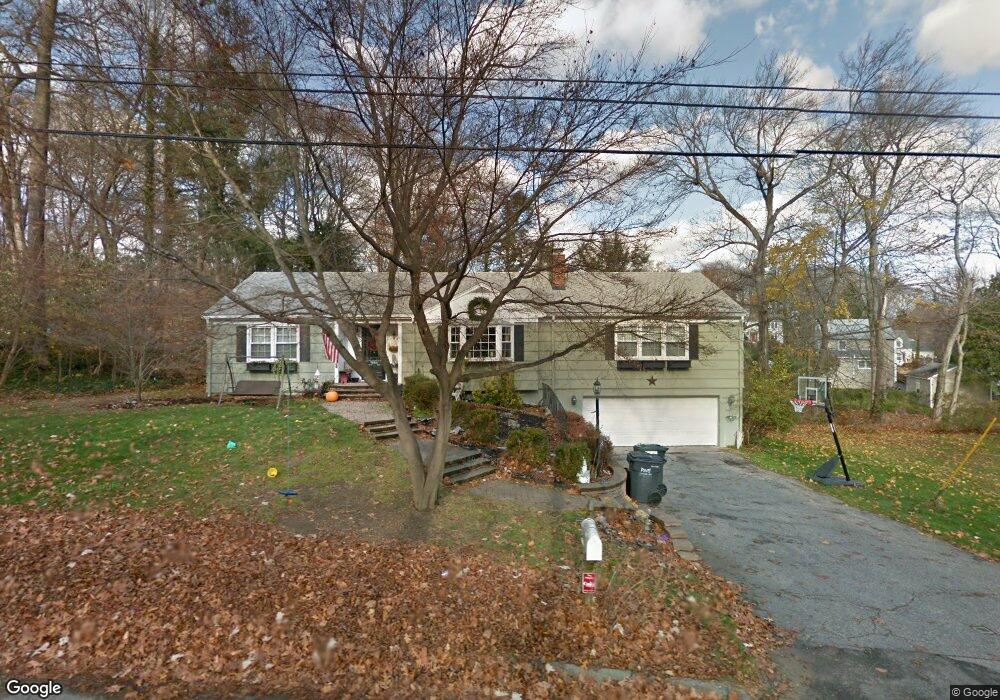 10 Juniper Ridge, Trumbull, CT 06611 - photo 1