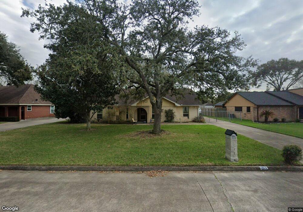 203 W Larkspur Dr, Alvin, TX 77511 - photo 1