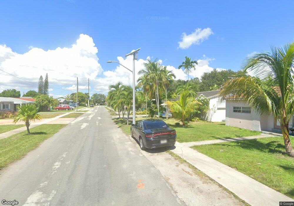 282 SW 9th St, Dania, FL 33004 - photo 1