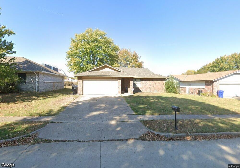 212 W Fulton St, Broken Arrow, OK 74012 - photo 1