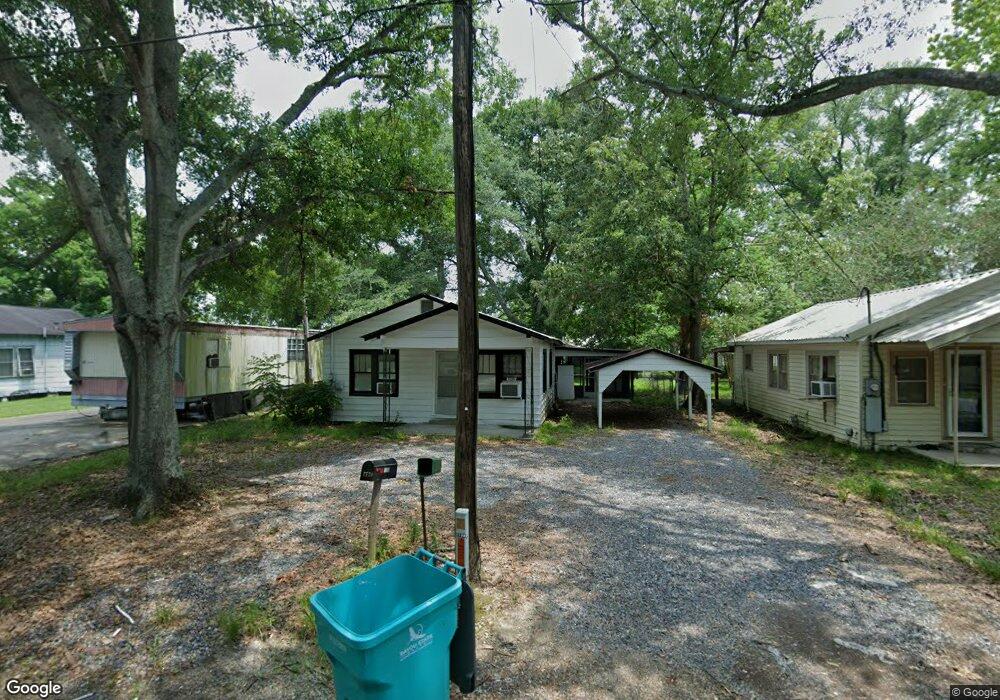 1130 W Ash Ave, Eunice, LA 70535 - photo 1