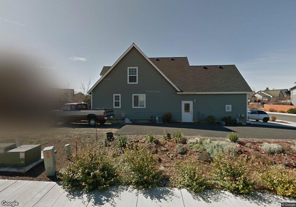 1318 SW 21st Way, Redmond, OR 97756 - photo 1