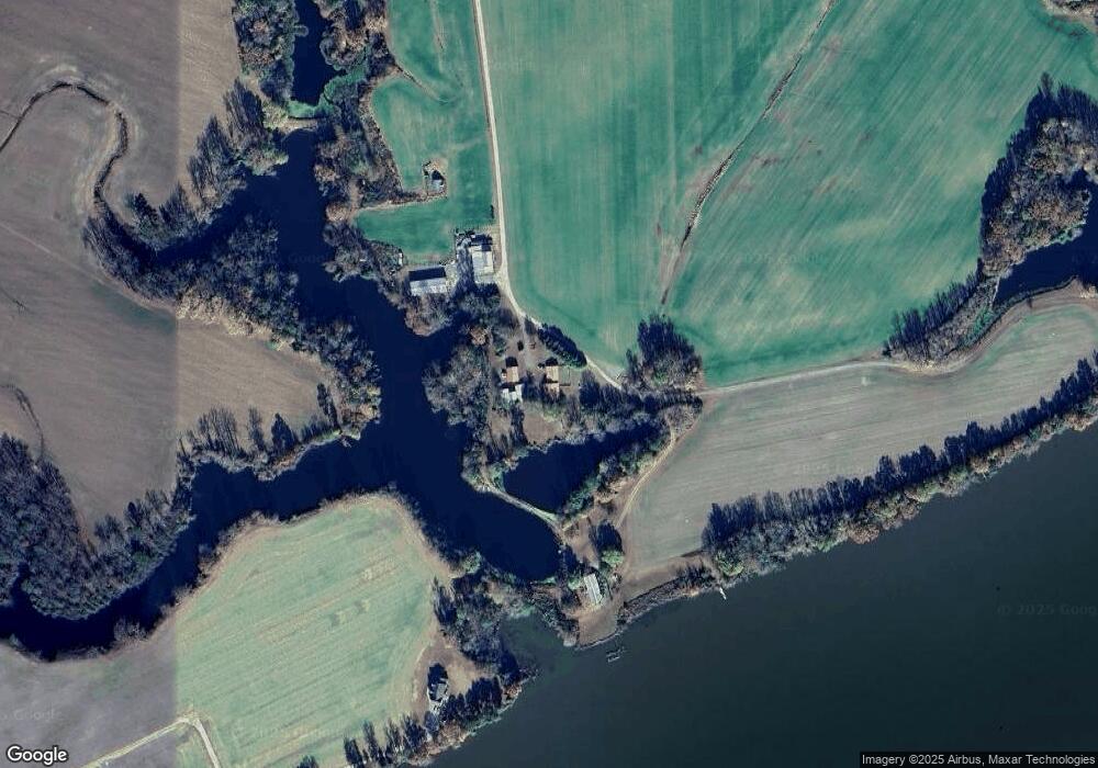 788 Brickhouse Landing Rd, West Point, VA 23181 - photo 1