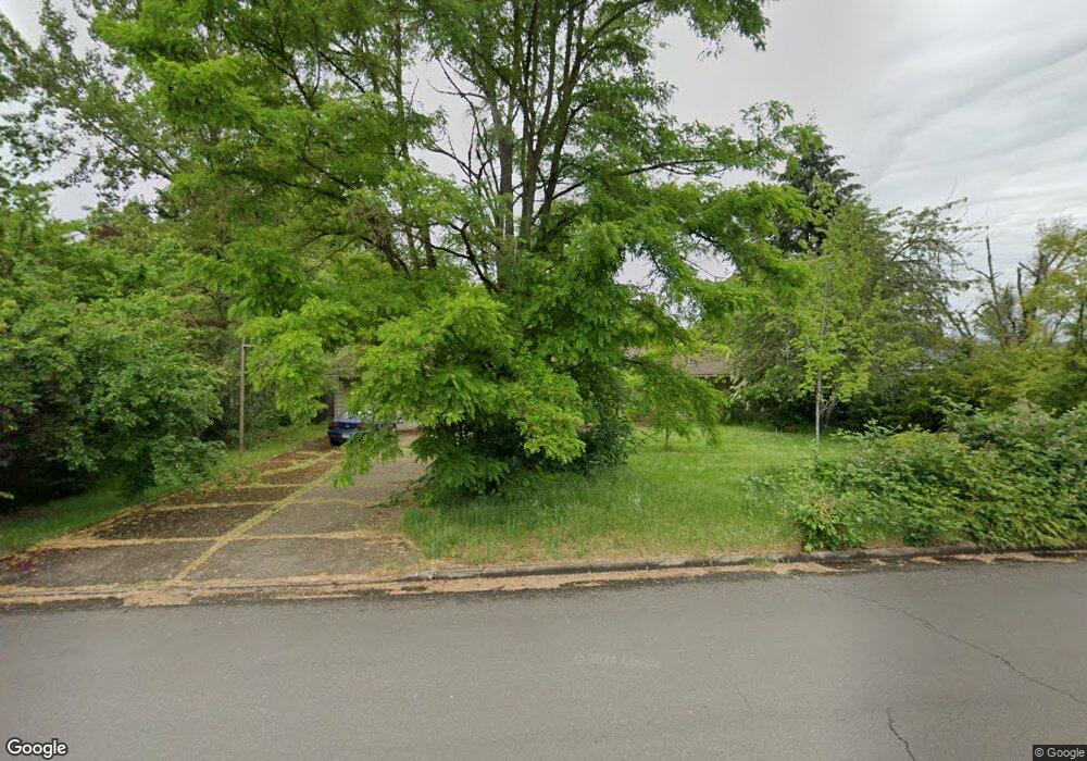 1717 Minda Dr, Eugene, OR 97401 - photo 1