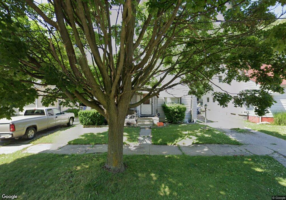 918 SiMcOe Ave, Flint, MI 48507 - photo 1