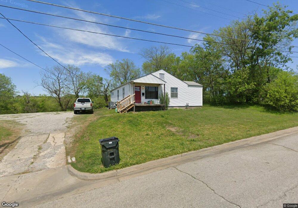 205 W Hobson Ave, Sapulpa, OK 74066 - photo 1