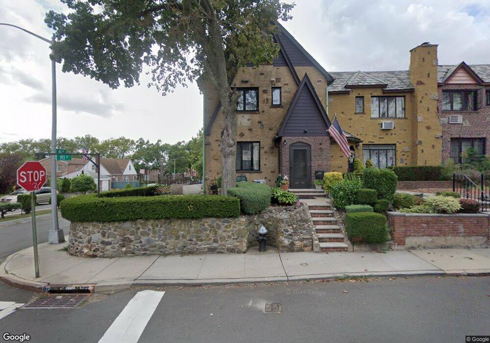 4570 193rd St, Flushing, NY 11358 - photo 1