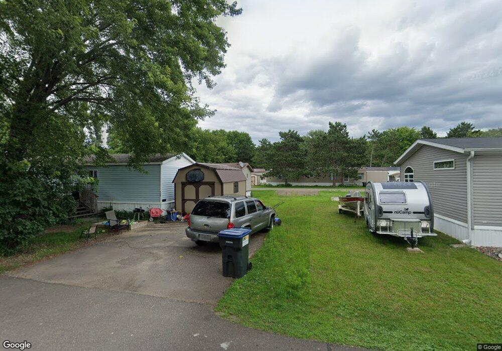 517 Begonia Ln, Altoona, WI 54720 - photo 1