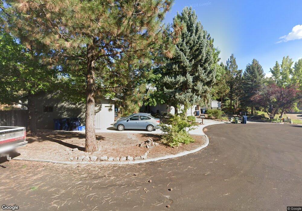 2876 NE Lotno Dr, Bend, OR 97701 - photo 1